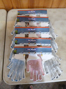 lot 84 image: 15 Pair of Tool Master Work Gloves