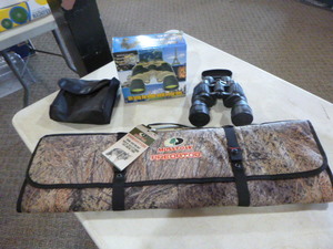 lot 109 image: Binoculars and Shooting Mat
