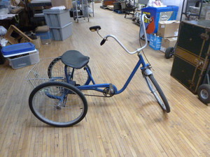 lot 142 image: 3-Wheel Bicycle