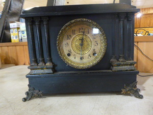 lot 144 image: Antique Mantle Clock
