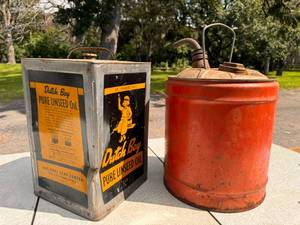 Lot of Dutch Boy Pure Linseed Oil Can, SAE 10w 40 cannister