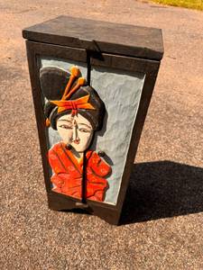 Japanese Geisha Wood Cabinet