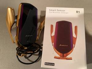 lot 12 image: Car wireless charger