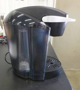 lot 13 image: Keurig - works fine