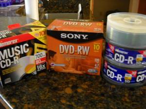 lot 15 image: Group of blank CDs and DVDs