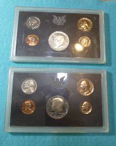 lot 88 image: Two Proof Sets 1970S and 1971S