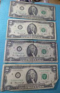 lot 89 image: FOUR 2 Dollar Bills 1976