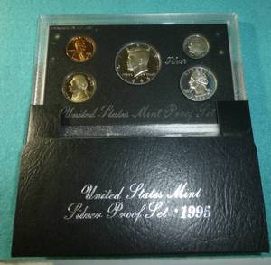 lot 92 image: 1995s Proof set