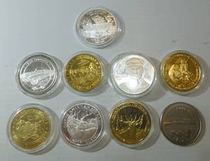 lot 102 image: 9 collector coin medallions - Civil war, Mt Rushmore, Corvette