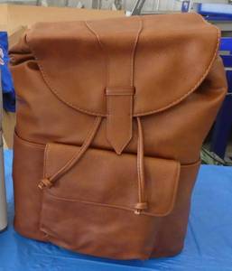 lot 118 image: 2 black and 4 brown travel backpack purses