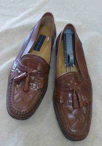lot 160 image: Mens dress shoes size 10-12D