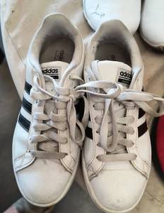 lot 171 image: Adidas size 6.5 shoe white leather