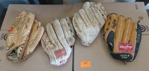 lot 187 image: 4 Baseball gloves