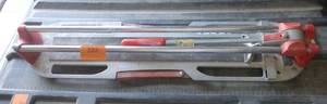 lot 222 image: Manual tile cutter 6 inch RUBI