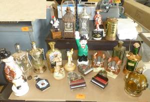 lot 258 image: Large Group of music boxes and musical decanters