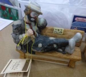 lot 289 image: Two Emmet Kelly figures 1984