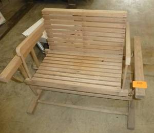 lot 303 image: Kids swingrocker