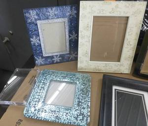lot 340 image: Lot of 10 photo frames 5x7 4x6 like new
