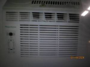 lot 10 image: Keystone 8000 BTU 115V WindowWall Air Conditioner with Supplemental Heat and Remote