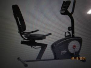 lot 11 image: Body Flex Body Champ Magnetic Recumbent Exercise Bike