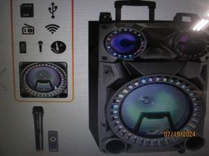 lot 13 image: beFree Sound Rechargeable 12 Bluetooth Portable Party Speaker with Party Lights