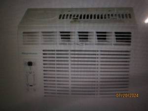 lot 39 image: Keystone 8000 BTU 115V WindowWall Air Conditioner with Supplemental Heat and Remote