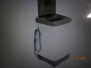 lot 51 image: Avanti 1.38 Cu. Ft. Compact Washing Machine - White