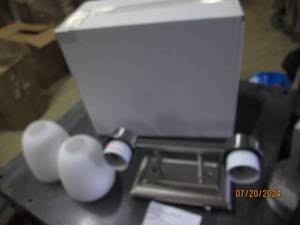 lot 79 image: 2 new light fixtures 2 light bixby lights bright satin nickle