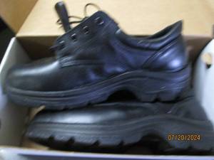 lot 129 image: thorogood softstreets plain toe oxford shoes size 10 m