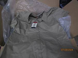 lot 162 image: case of 20 clique size xxlttg button up short sleeve work shirts