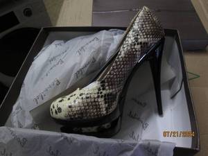 lot 165 image: case of 12 pairs of new bonnibel heels various sizes