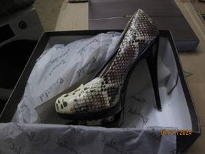 lot 170 image: case of 12 pairs of new bonnibel heels various sizes
