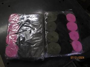 lot 199 image: 212 packs of streamers...