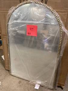 Home Decorators Collection Medium Arched Gold Antiqued Classic Accent Mirror (35 in. H x 24 in. W) Customer Returns See Pictures