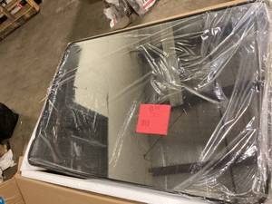 XRAMFY 24 in. W x 36 in. H Rectangular Aluminum Alloy Framed Rounded Black Wall Mirror Customer Returns See Pictures