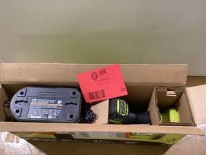 RYOBI ONE HP 18V Brushless 6 in. Battery Compact Pruning Mini Chainsaw with 2.0 Ah Battery and Chainsaw  Customer Returns See Pictures
