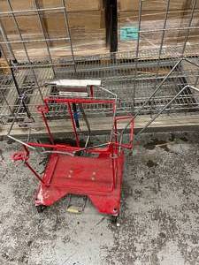 lot 7 image: Chrome-Plated Wire Cart Mobile Shelving Storage Rack Truck and Trash Can Holder Container Cart - In Good Condition