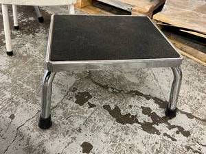 lot 21 image: Coronet Stainless Steel Surgical One-Step Step Stools - In Good Condition