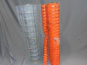 lot 43 image: Mixed Lot of Fencing