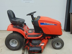 lot 1 image: Simplicity Regent 50 Riding Lawn Mower