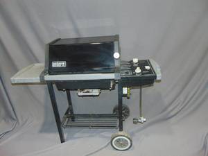 lot 88 image: Weber Gas Grill