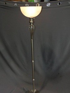 lot 92 image: 72 Floor Lamp