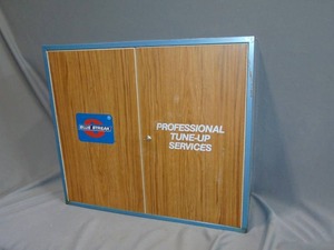 lot 137 image: Blue Streak 2 Door Metal Garage Storage Cabinet