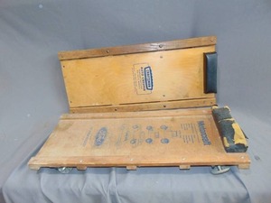 lot 138 image: Lot of 2 -  Motorcraft and Craftsman Auto Creepers