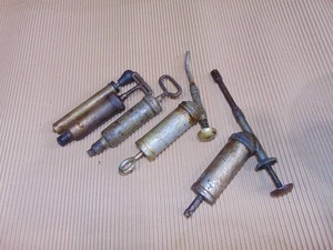 lot 139 image: Mixed Lot of Vintage Lube (Grease) Guns