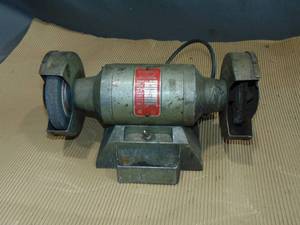 lot 142 image: Wissota Ball Bearing Bench Grinder Model E-6