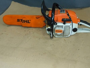 lot 148 image: Stihl Chainsaw - Model 028 WB