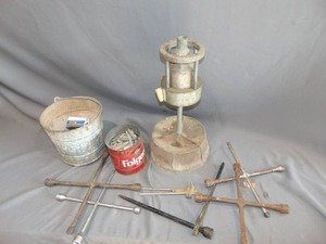 lot 159 image: Mixed Lot Tire Repair Items - Wheel Balancer, 4 Way Lug Wrenchs and Weights