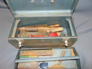 lot 175 image: Tool Box with Assorted Hand Tools