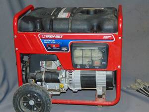 lot 1A image: Troy-Bilt 5000 Watt Generator